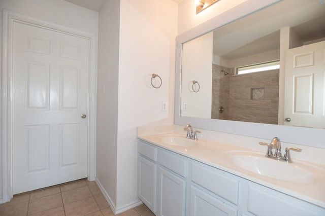 620 Quarter Ave, Buda, TX 78610