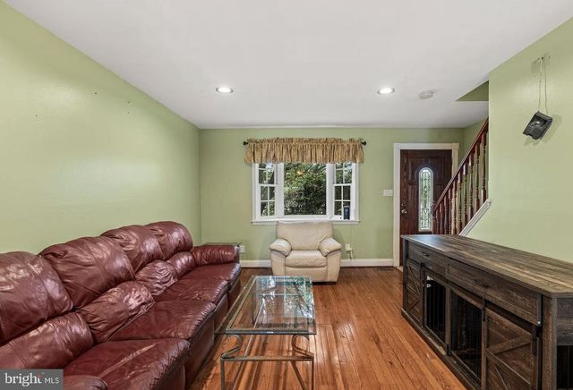 377 E MADISON AVE, Clifton Heights, PA 19018