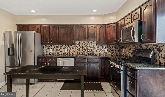 377 E MADISON AVE, Clifton Heights, PA 19018