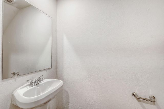 7839 Sandy, Houston, TX 77028