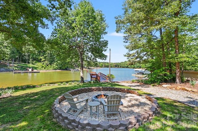 260 Knollwood Drive, Salisbury, NC 28146