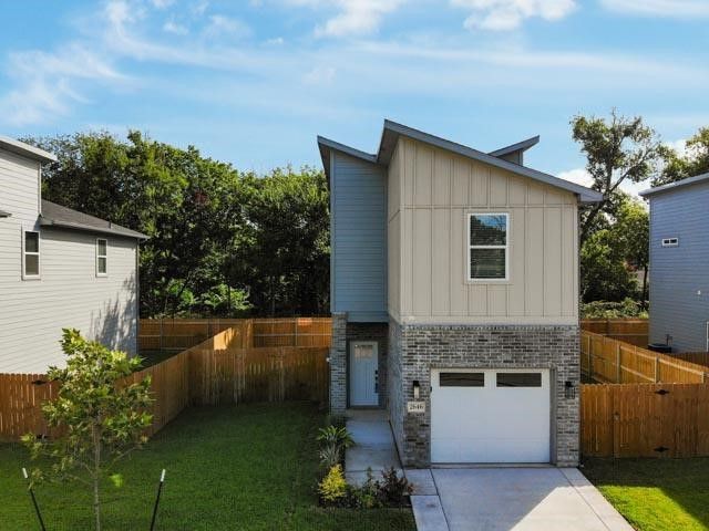 2662 Sutton Street, Dallas, TX 75210
