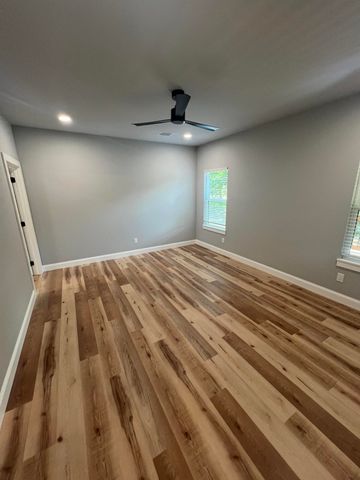 29 Circle Drive, Monkey Island, OK 74331