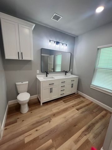 29 Circle Drive, Monkey Island, OK 74331