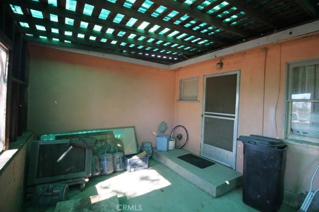 33713 1st Street, Daggett, CA 92327