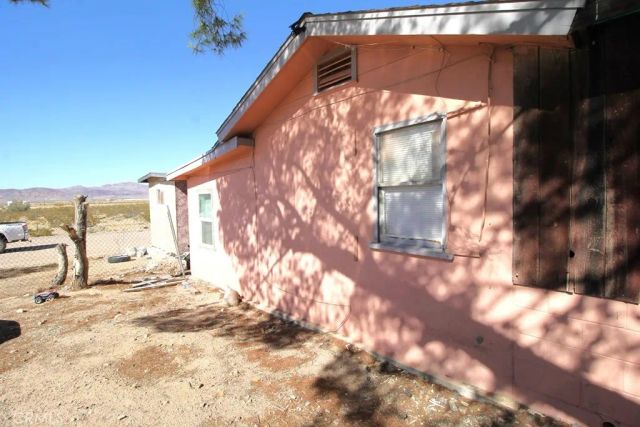 33713 1st Street, Daggett, CA 92327