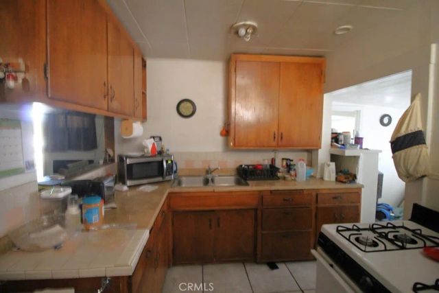 33713 1st Street, Daggett, CA 92327