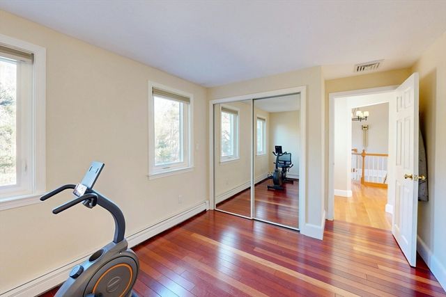 14 Baltzer Dr, Pembroke, MA 02359