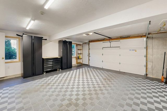 14 Baltzer Dr, Pembroke, MA 02359