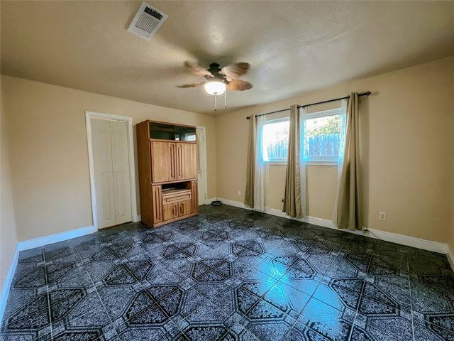 2202 Jones Street, Rosenberg, TX 77471