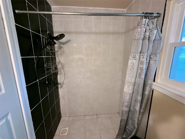 2202 Jones Street, Rosenberg, TX 77471