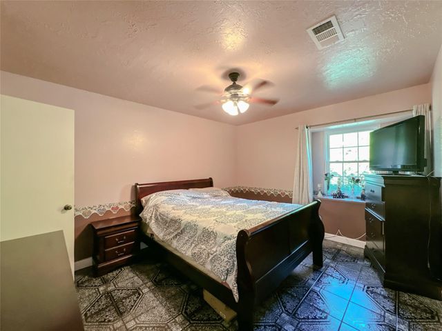 2202 Jones Street, Rosenberg, TX 77471
