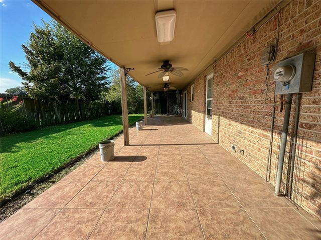2202 Jones Street, Rosenberg, TX 77471