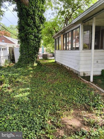 3912 KINGSLEY DR, Harrisburg, PA 17110
