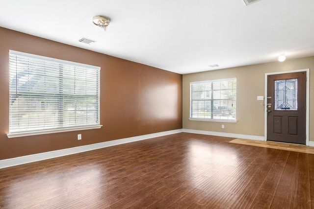 29402 Legends Hill Drive, Spring, TX 77386