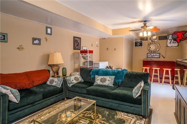 6160 Queensdale Drive, Douglasville, GA 30135