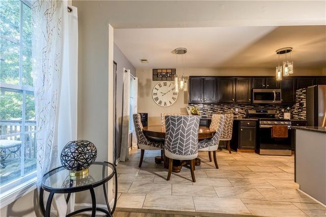 6160 Queensdale Drive, Douglasville, GA 30135