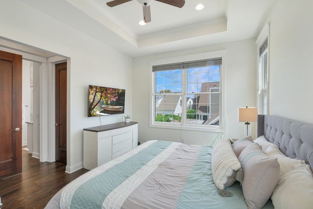 8 Port Place, Ottawa, IL 61350