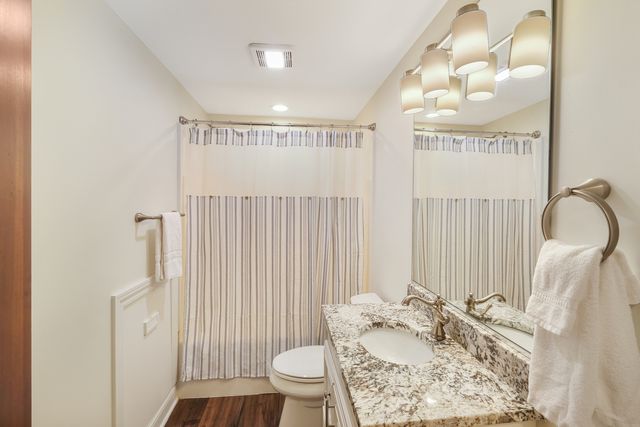 8 Port Place, Ottawa, IL 61350