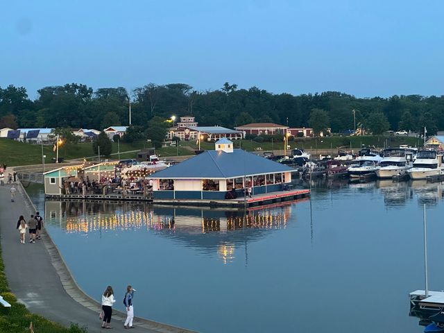 8 Port Place, Ottawa, IL 61350