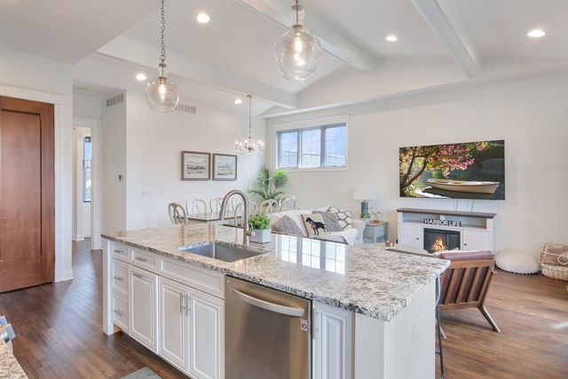 8 Port Place, Ottawa, IL 61350