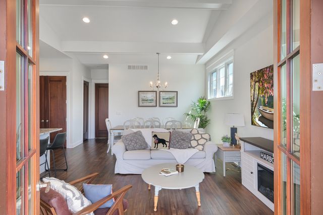 8 Port Place, Ottawa, IL 61350