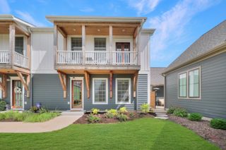 8 Port Place, Ottawa, IL 61350