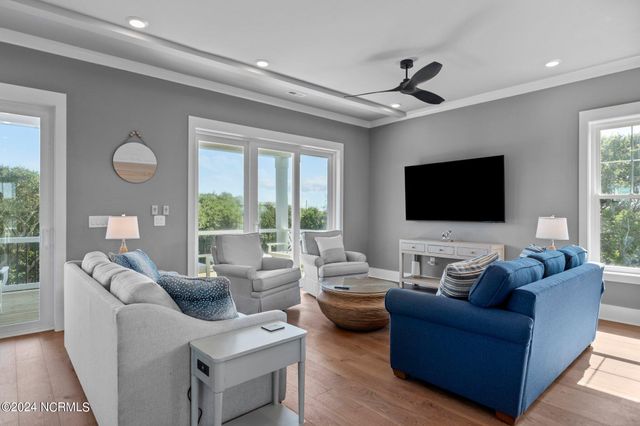 941 Salter Path Road ., Indian Beach, NC 28512