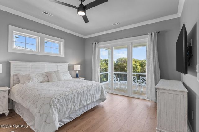 941 Salter Path Road ., Indian Beach, NC 28512