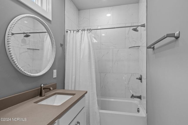 941 Salter Path Road ., Indian Beach, NC 28512