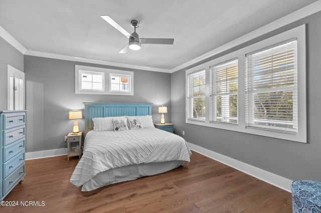 941 Salter Path Road ., Indian Beach, NC 28512