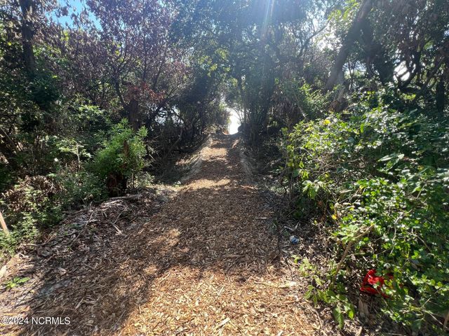 941 Salter Path Road ., Indian Beach, NC 28512