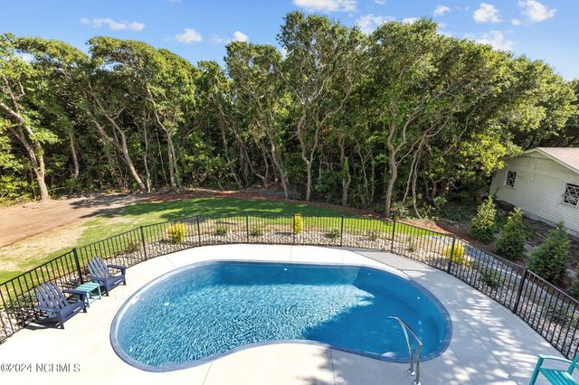 941 Salter Path Road ., Indian Beach, NC 28512