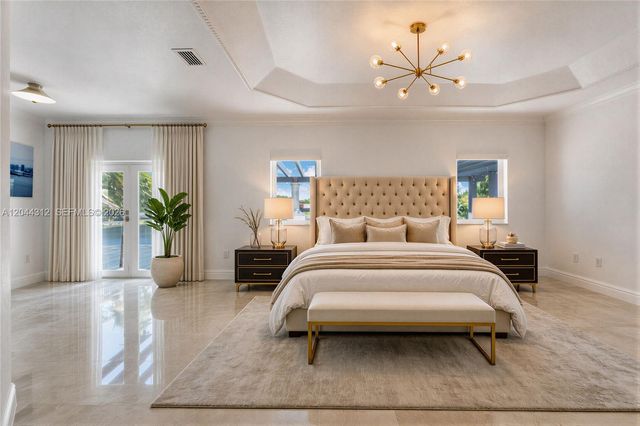 15262 SW 11th Street, Miami, FL 33194