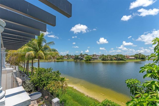 15262 SW 11th Street, Miami, FL 33194