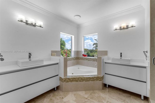 15262 SW 11th Street, Miami, FL 33194