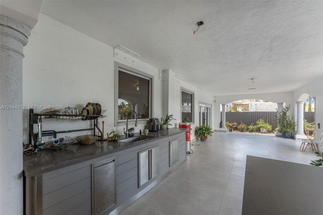 15262 SW 11th Street, Miami, FL 33194