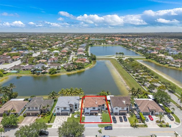 15262 SW 11th Street, Miami, FL 33194