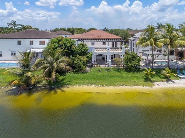 15262 SW 11th Street, Miami, FL 33194