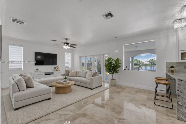 15262 SW 11th Street, Miami, FL 33194