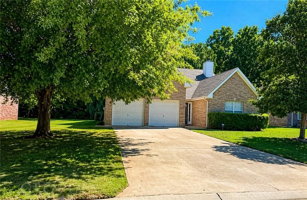 110 Bellington Drive, Mcdonough, GA 30253