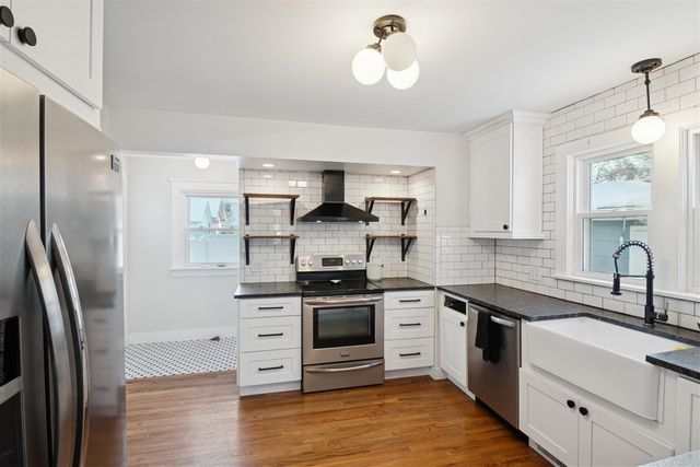 911 4th Street, Jackson, MI 49203