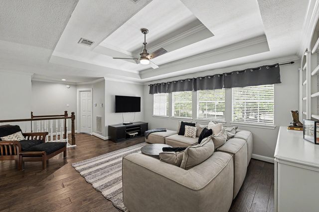 1726 Chestnut Grove Lane, Houston, TX 77345