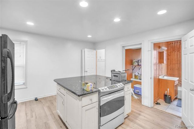 113 S Mason Street, Saginaw, MI 48602