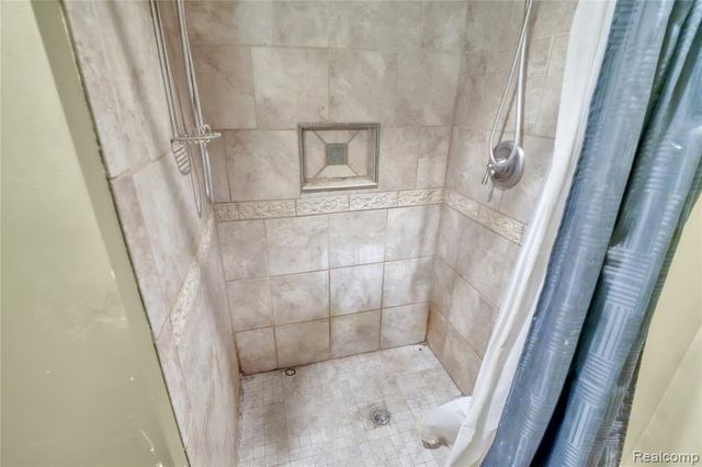 113 S Mason Street, Saginaw, MI 48602