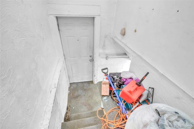 113 S Mason Street, Saginaw, MI 48602