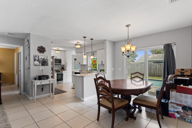 8621 NW 3RD Street, Pembroke Pines, FL 33024