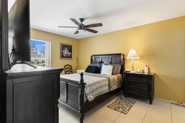 8621 NW 3RD Street, Pembroke Pines, FL 33024