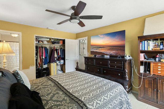 8621 NW 3RD Street, Pembroke Pines, FL 33024