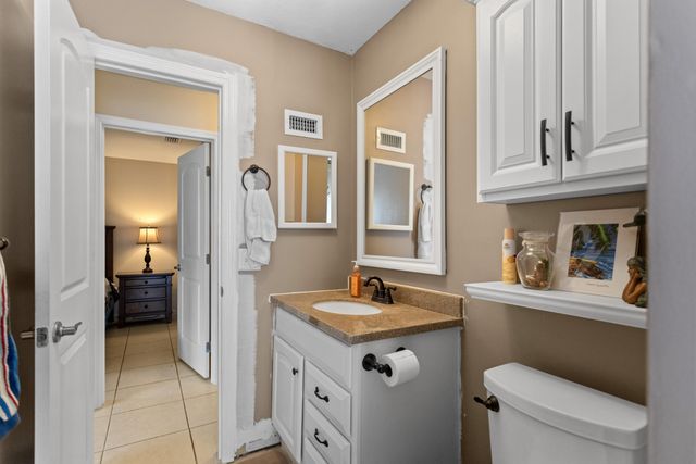 8621 NW 3RD Street, Pembroke Pines, FL 33024